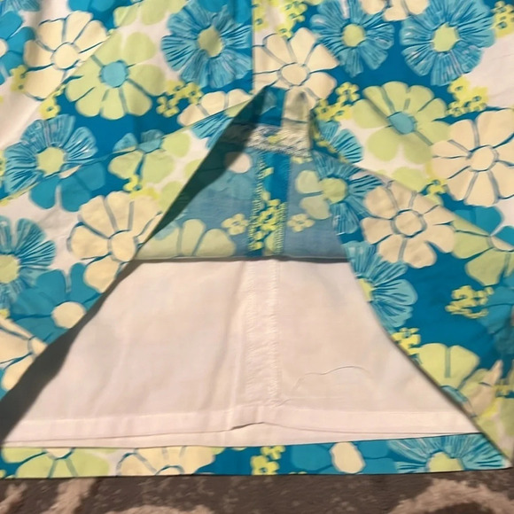 Lily Pulitzer floral mini skirt. Lined.  Excellent condition. - Picture 4 of 4
